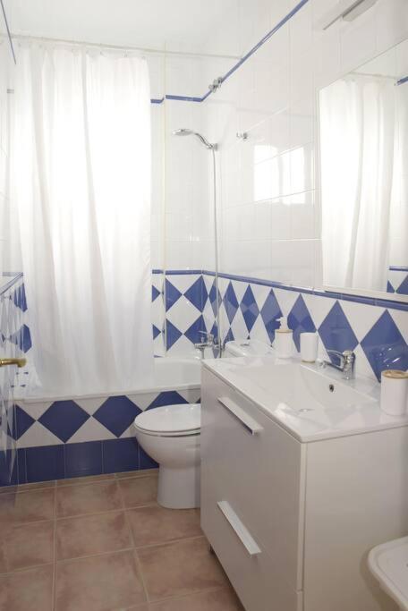 Apartamento Elena - Solo Familias Y Parejas Conil De La Frontera Esterno foto